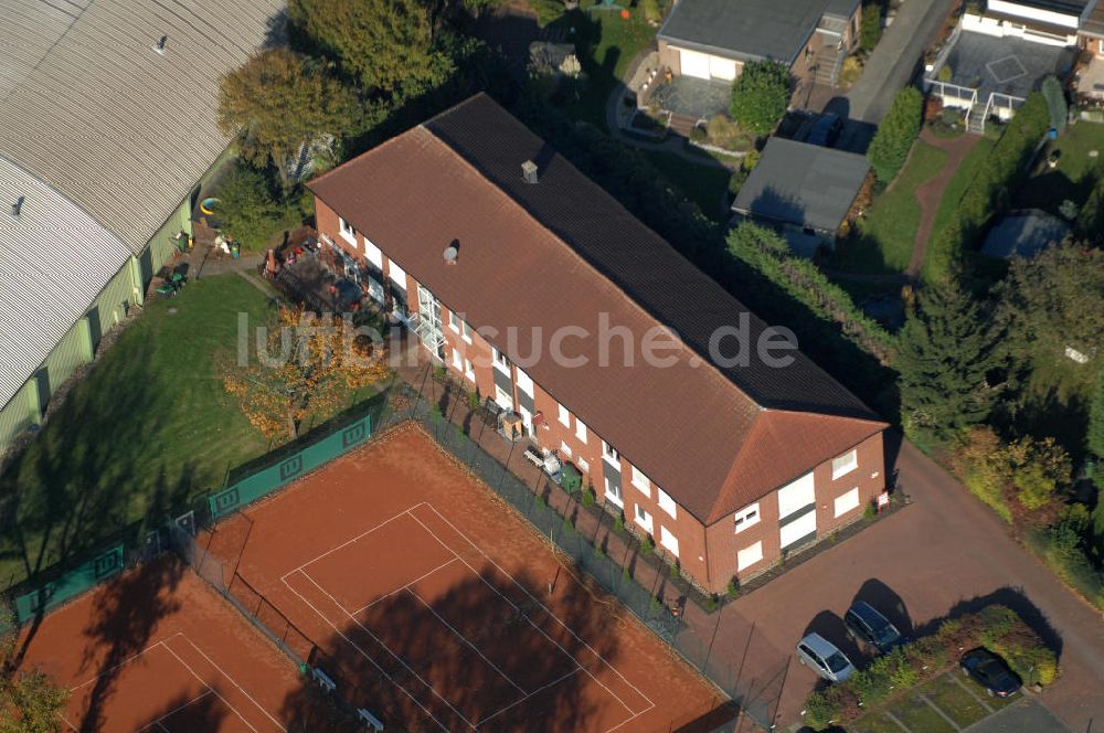 Luftaufnahme Kamen - Mehrfamilien-Wohnhaus am Sportplatz an der Westicker Strasse 39 in 59174 Kamen