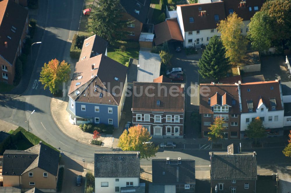 Luftbild Kamen - Mehrfamilien-Wohnhäuser an der Mittelstrasse 2a und 4 in 59174 Kamen