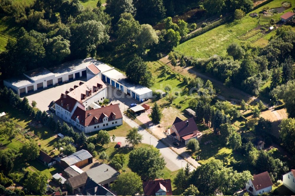 Luckau von oben - Mehrfamilienhaus - Neubau an der Südpromenade am Stadtrand von Luckau im Bundesland Brandenburg