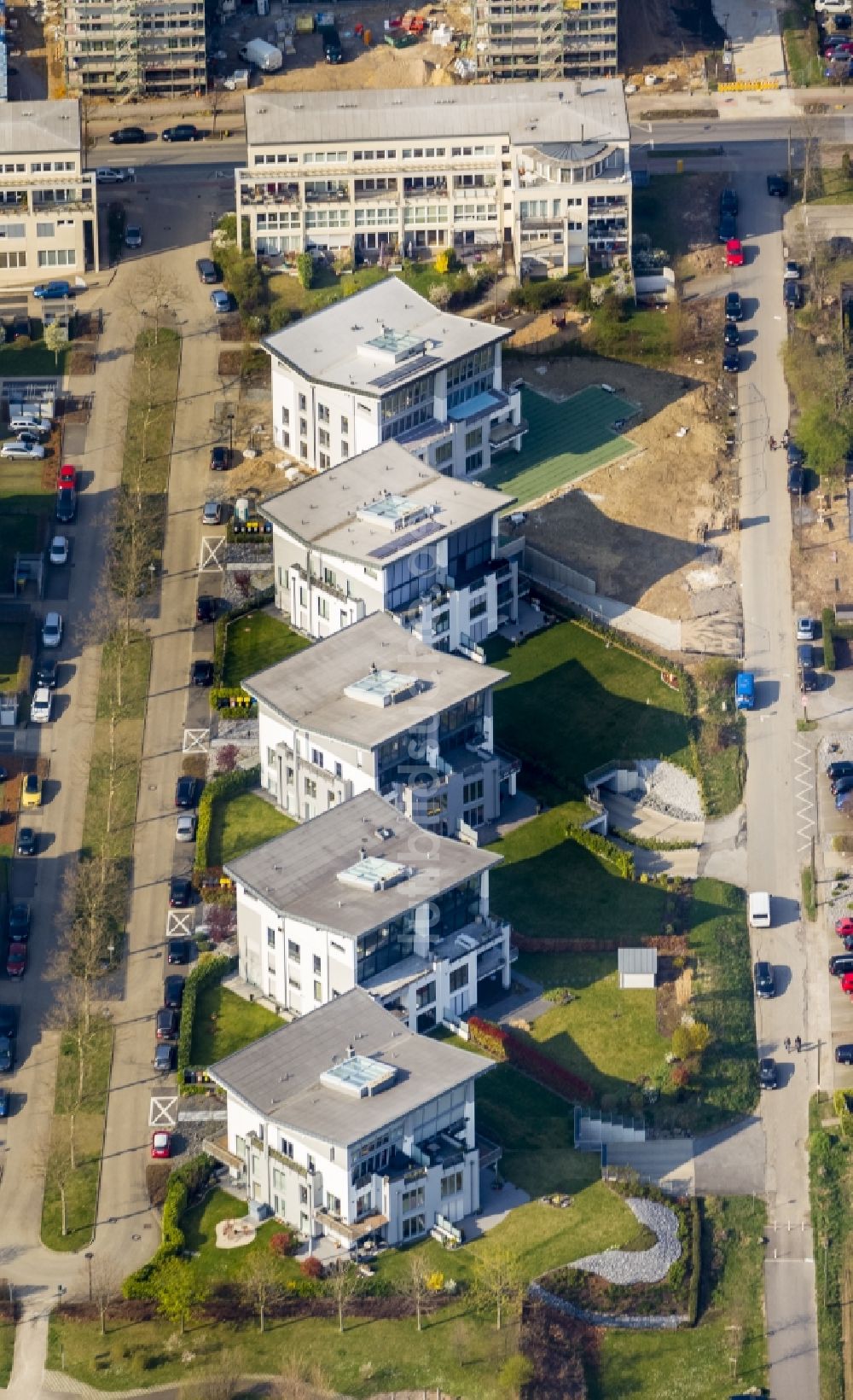 Luftaufnahme Dortmund - Mehrfamilienhaus- Neubau von Stadtvillen im Wohngebiet um den Athener Weg im Stadtteil Stadtkrone-Ost in Dortmund im Bundesland Nordrhein-Westfalen