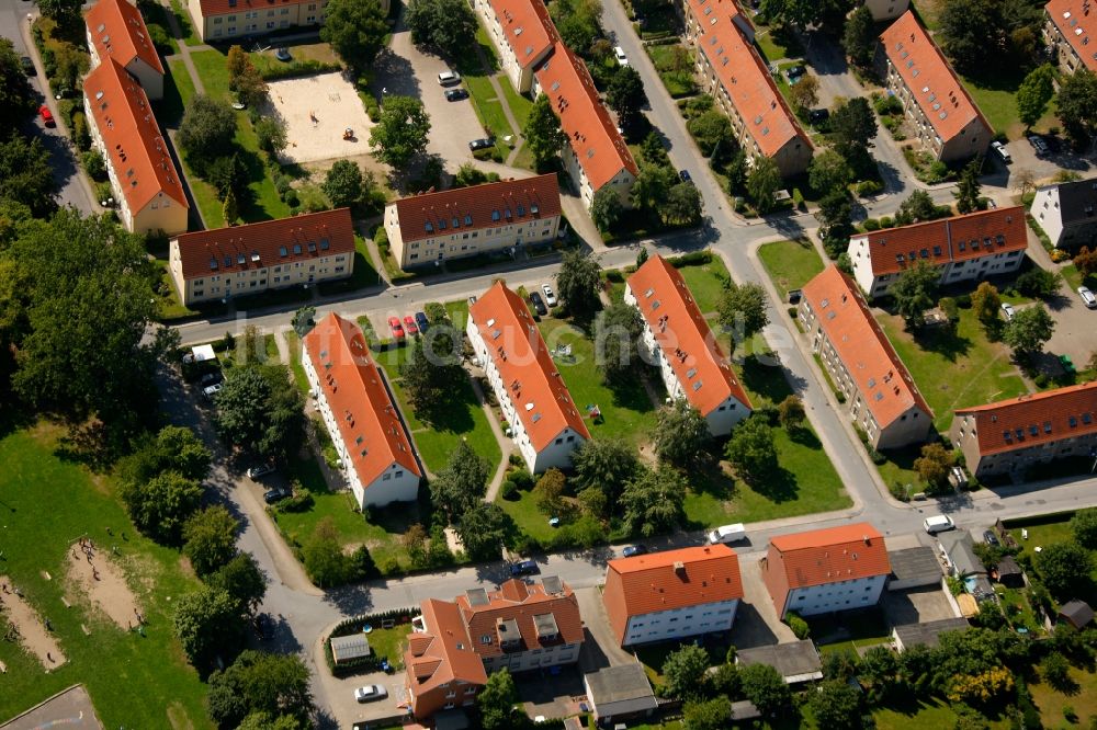 Luftaufnahme Hamm - Mehrfamilienhaus - Reihenhaussiedlung an der Herrmann-Pünder-Straße in Hamm im Bundesland Nordrhein-Westfalen