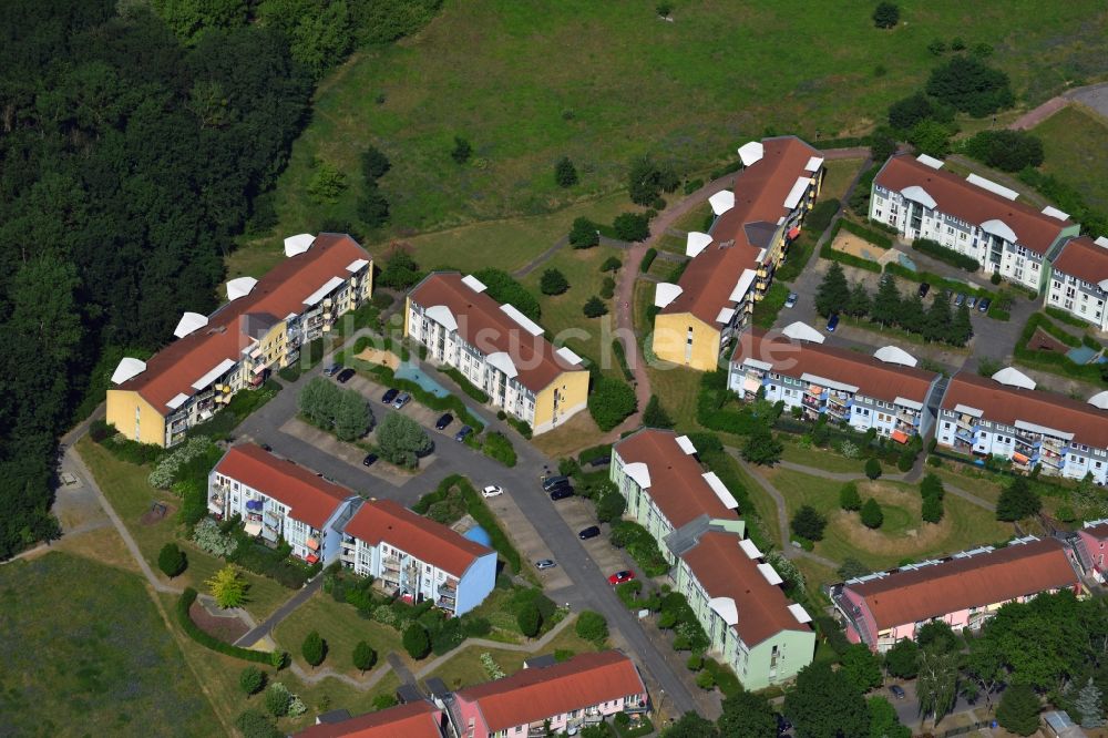 Luftbild Friedersdorf - Vogelsdorf - Mehrfamilienhaus- Siedlung an der Martin-Luther-Straße in Friedersdorf - Vogelsdorf im Bundesland Brandenburg