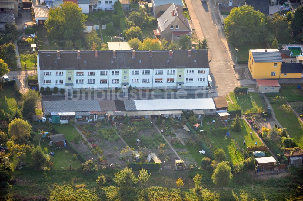 Luftaufnahme Osterburg - Mehrfamilienhaus an der Weinbergstraße Ecke Blesestraße in Osterburg