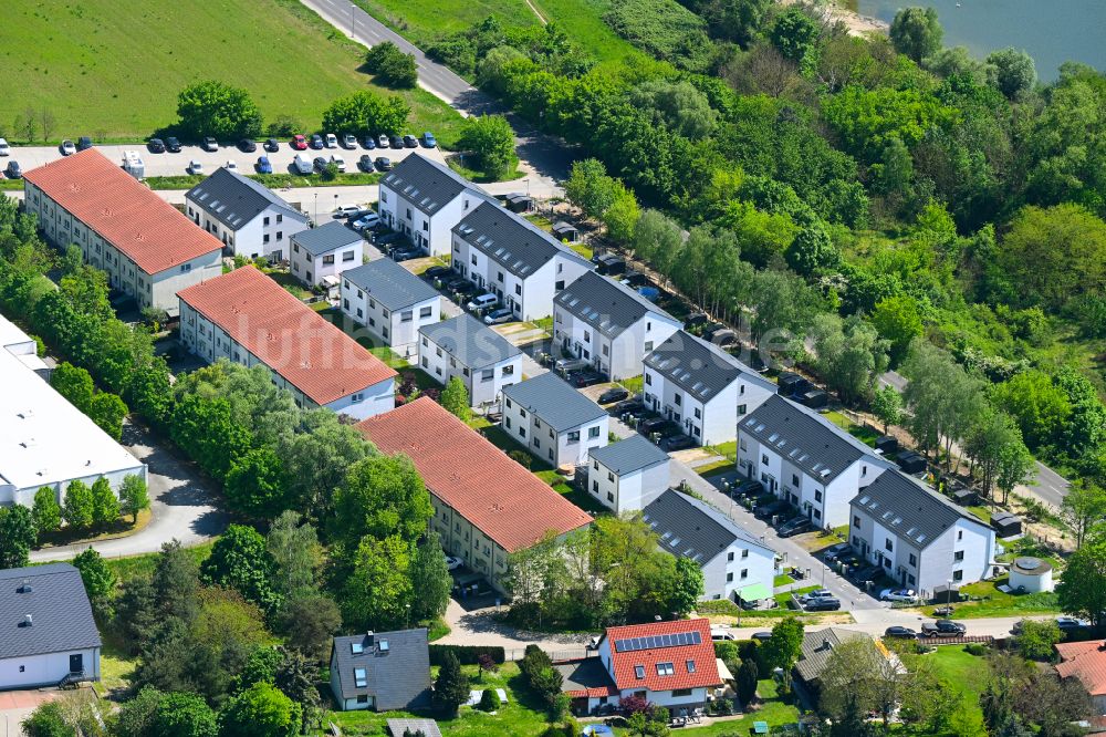 Luftaufnahme Berlin - Mehrfamilienhaus-Wohnanlage Am Niederfeld - Rosenhagener Straße - Hohenseeweg - Steffenshagener Straße in Berlin, Deutschland