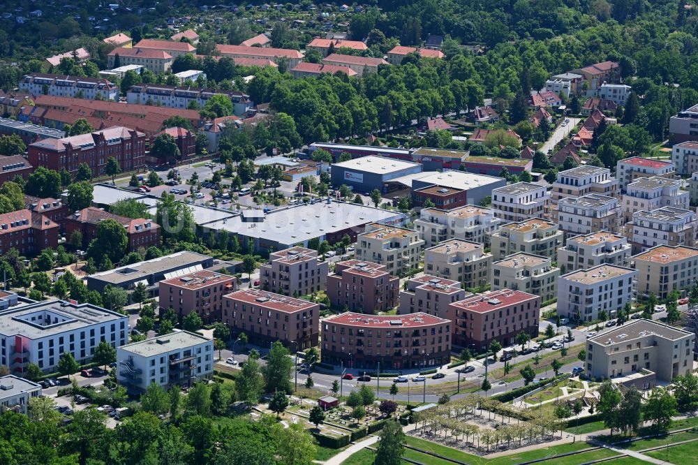 Luftaufnahme Potsdam - Mehrfamilienhaus-Wohnanlage im Ortsteil Bornstedt in Potsdam im Bundesland Brandenburg, Deutschland