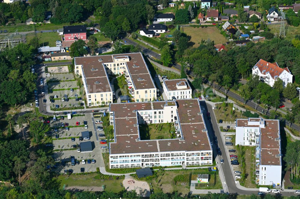 Bernau aus der Vogelperspektive: Mehrfamilienhaus-Wohnanlage Waldquartier in Bernau im Bundesland Brandenburg, Deutschland