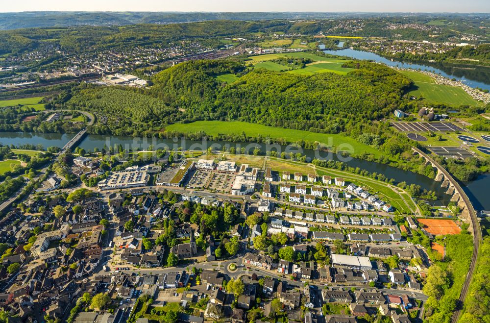 Herdecke aus der Vogelperspektive: Mehrfamilienhaus- Wohnanlage im Wohngebiet Ufer-Viertel am Fluss Ruhr in Herdecke im Bundesland Nordrhein-Westfalen, Deutschland