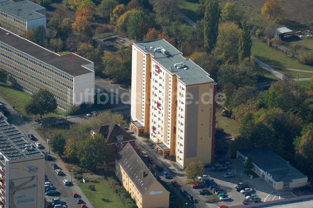 Luftaufnahme Berlin - Mehrfamilienhaus- Wohngebiete nördlich der A10 / E55 in Berlin-Buch