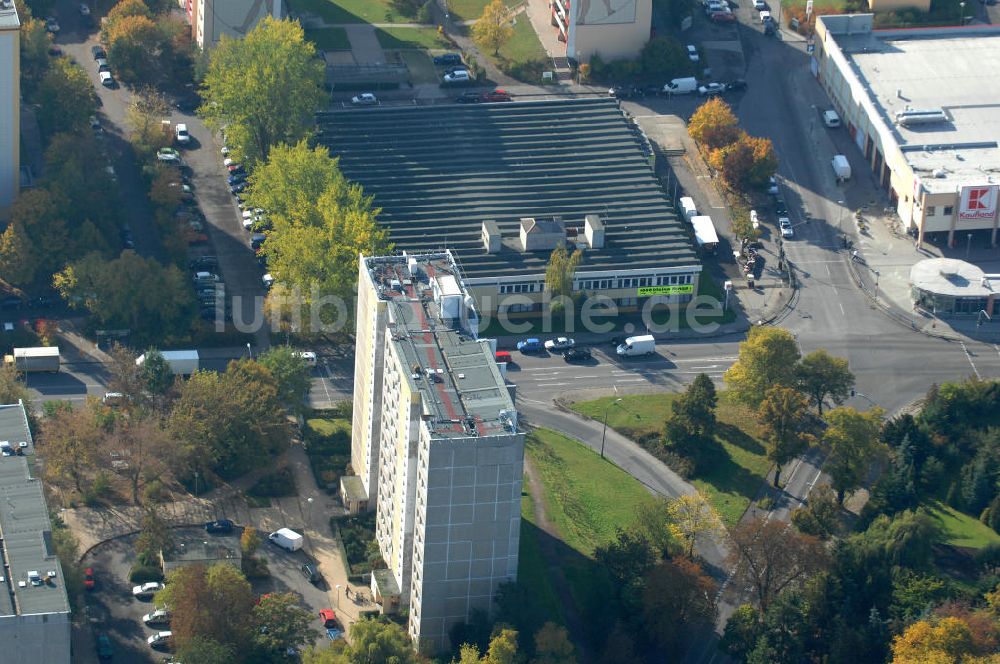 Berlin von oben - Mehrfamilienhaus- Wohngebiete nördlich der A10 / E55 in Berlin-Buch