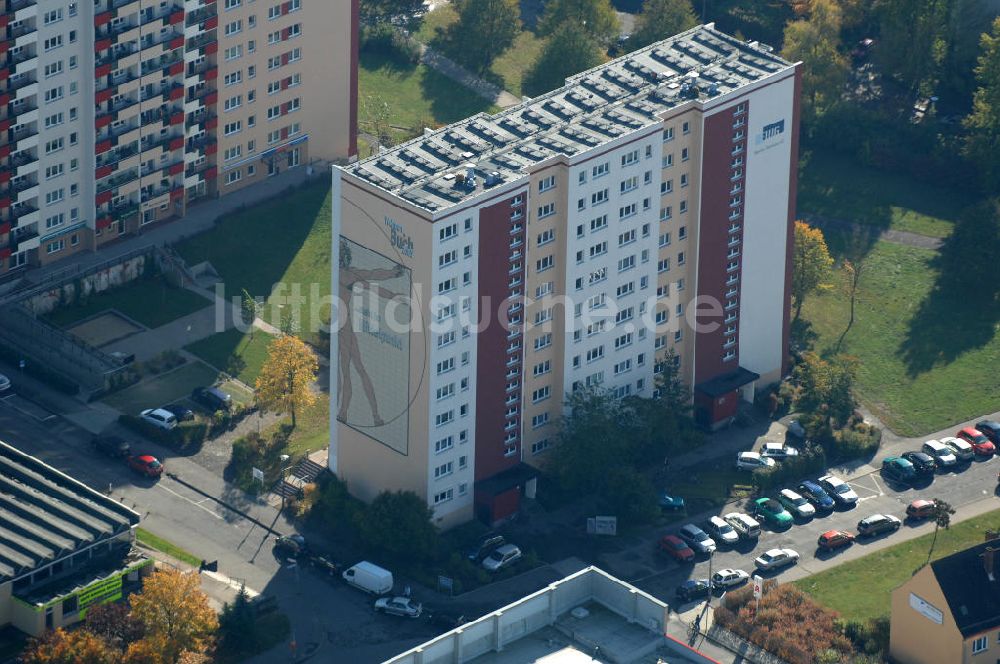 Luftaufnahme Berlin - Mehrfamilienhaus- Wohngebiete nördlich der A10 / E55 in Berlin-Buch