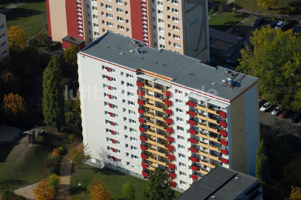 Berlin aus der Vogelperspektive: Mehrfamilienhaus- Wohngebiete nördlich der A10 / E55 in Berlin-Buch