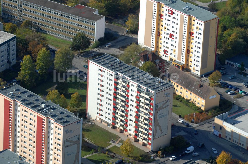 Luftbild Berlin - Mehrfamilienhaus- Wohngebiete nördlich der A10 / E55 in Berlin-Buch