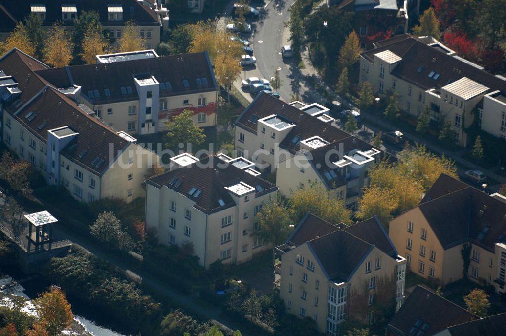 Luftbild Berlin - Mehrfamilienhaus- Wohngebiete südlich der A10 / E55 in Berlin-Karow