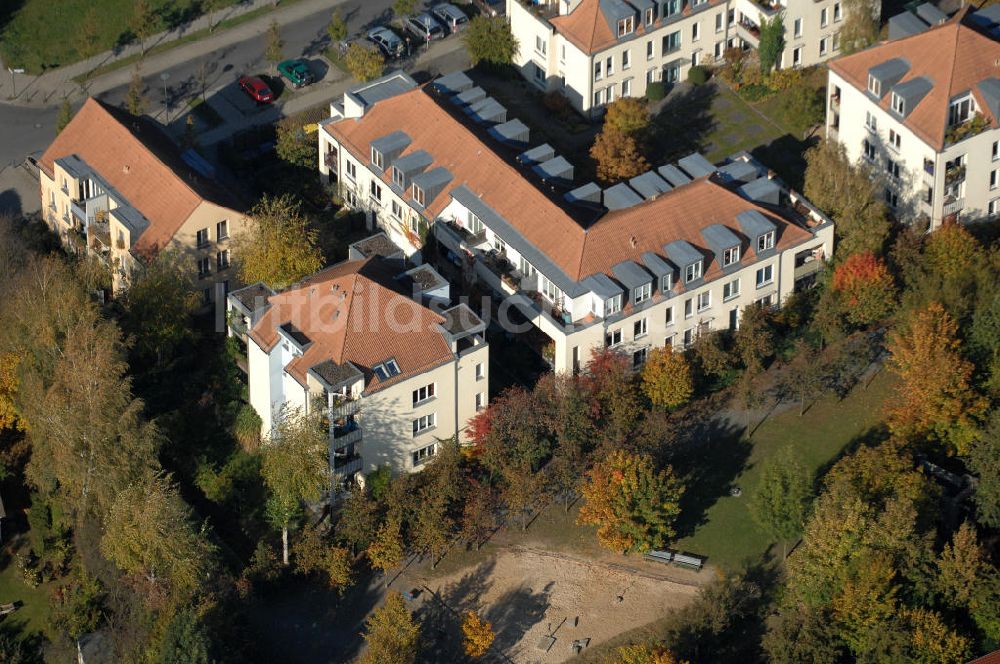 Berlin aus der Vogelperspektive: Mehrfamilienhaus- Wohngebiete südlich der A10 / E55 in Berlin-Karow