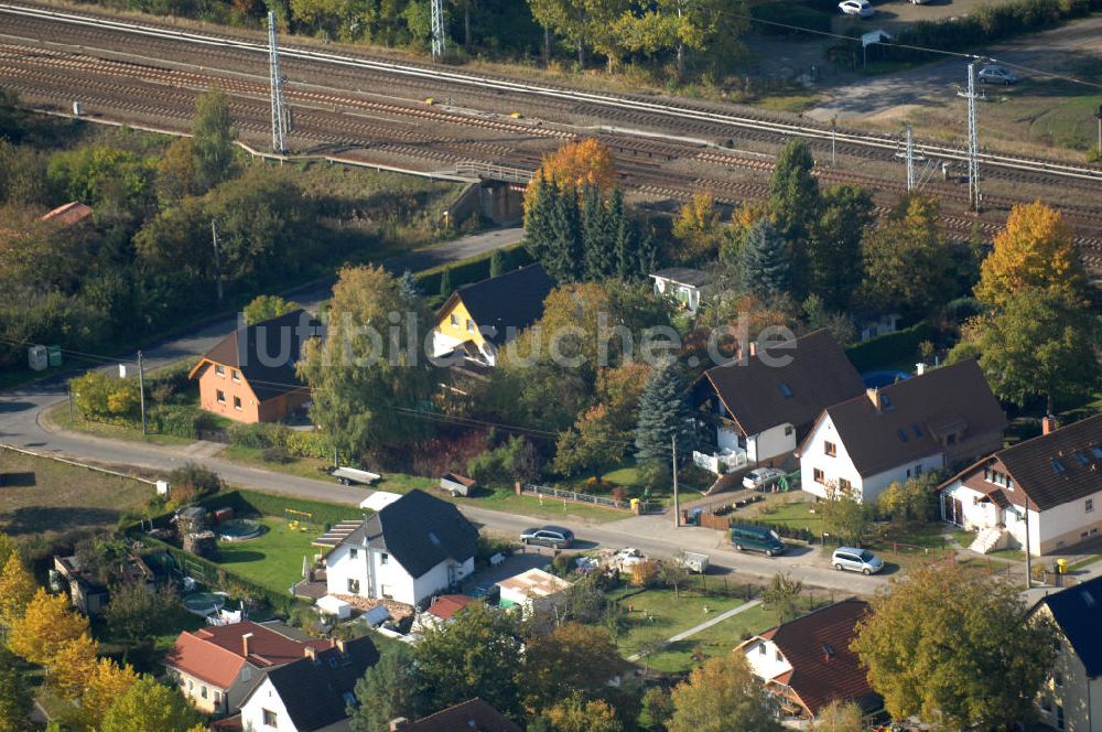 Berlin von oben - Mehrfamilienhaus- Wohngebiete südlich der A10 / E55 in Berlin-Karow