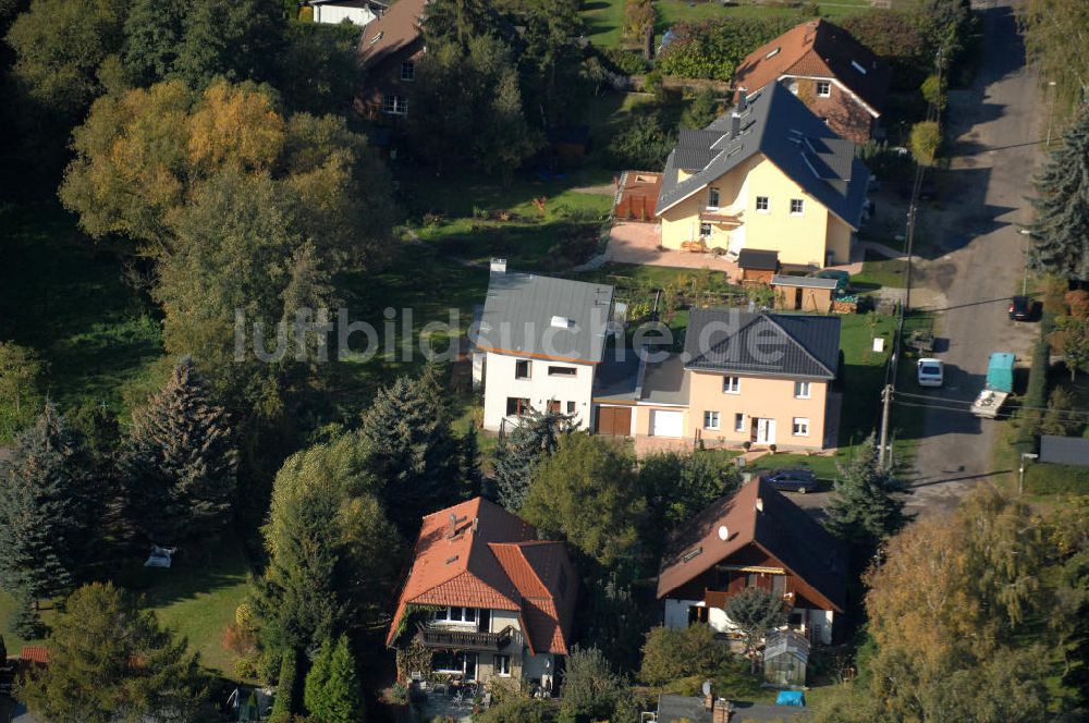 Berlin aus der Vogelperspektive: Mehrfamilienhaus- Wohngebiete südlich der A10 / E55 in Berlin-Karow