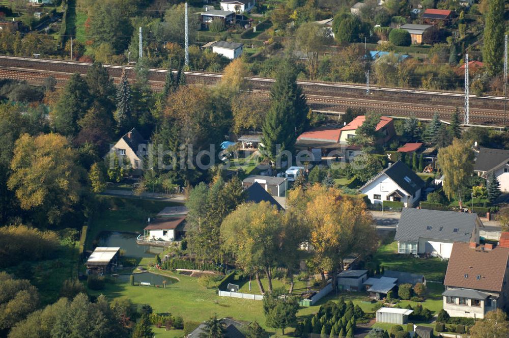 Luftaufnahme Berlin - Mehrfamilienhaus- Wohngebiete südlich der A10 / E55 in Berlin-Karow