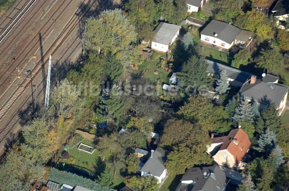 Luftbild Berlin - Mehrfamilienhaus- Wohngebiete südlich der A10 / E55 in Berlin-Karow