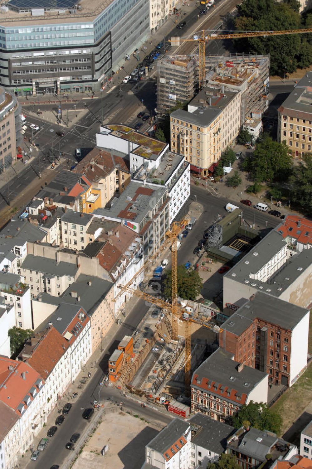 Berlin von oben - Mehrfamilienhausneubau an der Linienstrasse 219 in Berlin-Mitte