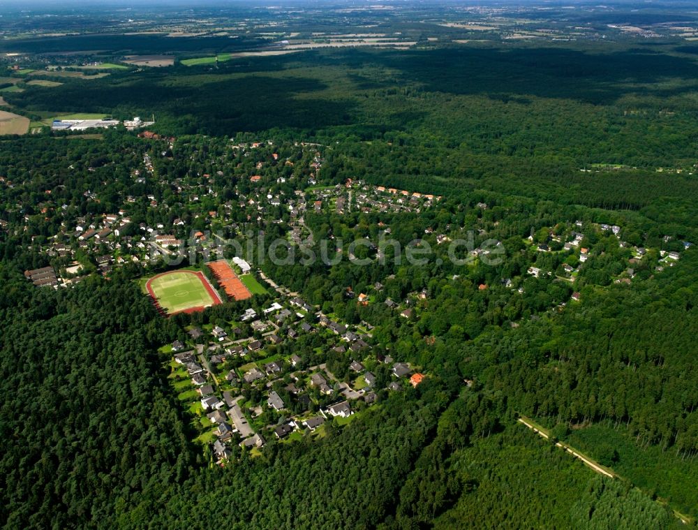 Aumühle von oben - Mehrfamilienhaussiedlung in Aumühle im Bundesland Schleswig-Holstein, Deutschland