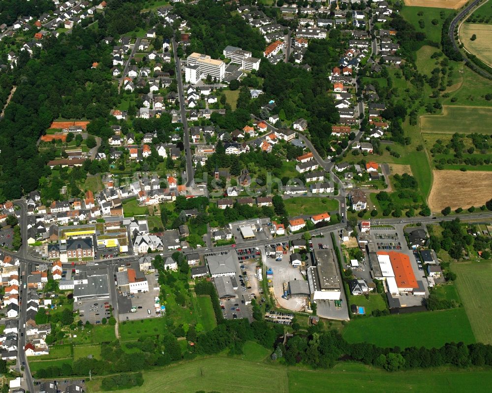 Bad Camberg von oben - Mehrfamilienhaussiedlung in Bad Camberg im Bundesland Hessen, Deutschland