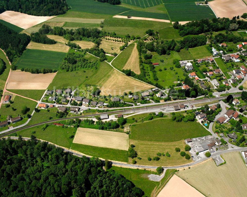 Lottstetten von oben - Mehrfamilienhaussiedlung mit Bahnhof an der Laubschochenstraße in Lottstetten im Bundesland Baden-Württemberg, Deutschland