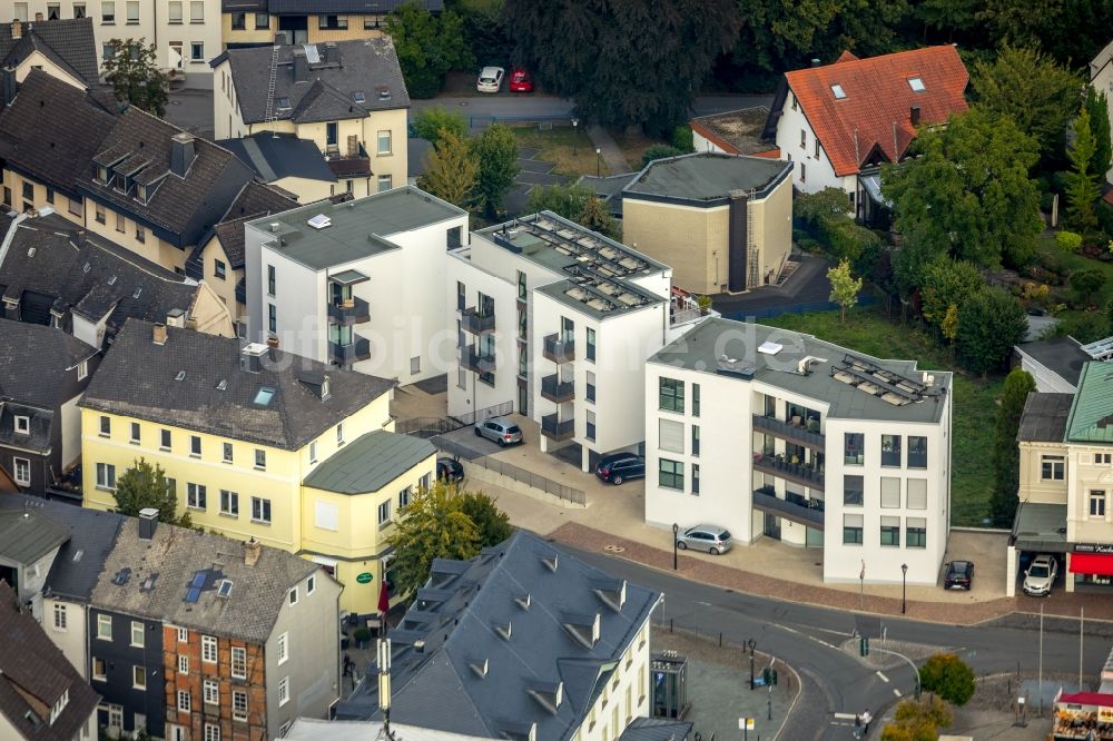 Luftaufnahme Arnsberg - Mehrfamilienhaussiedlung an der Bömerstraße in Arnsberg im Bundesland Nordrhein-Westfalen, Deutschland