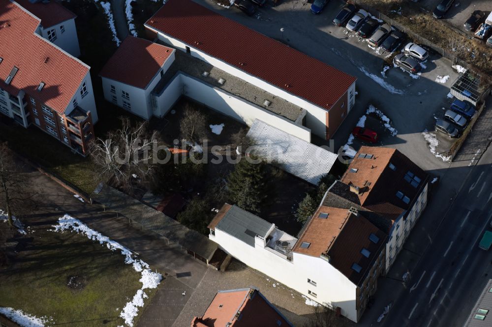 Bernau aus der Vogelperspektive: Mehrfamilienhaussiedlung Börnicker Straße - Ulitzkastraße in Bernau im Bundesland Brandenburg, Deutschland