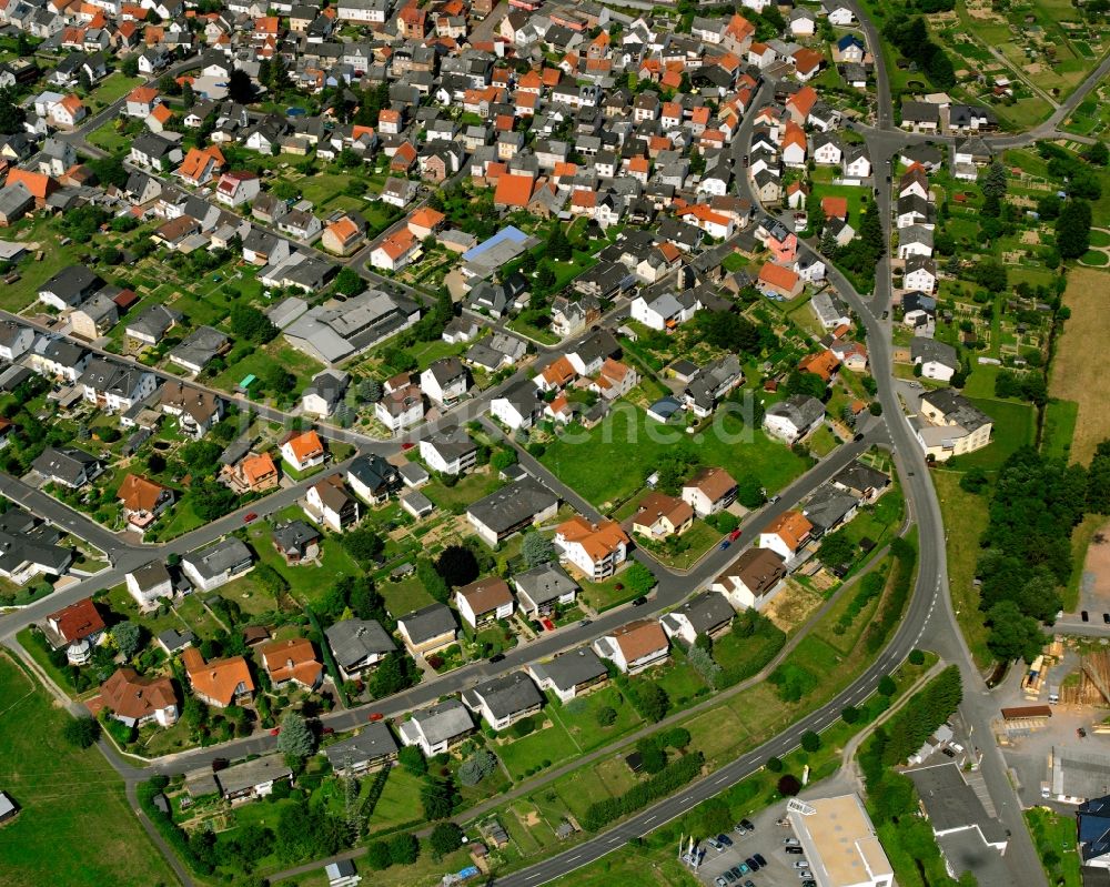 Eisenbach aus der Vogelperspektive: Mehrfamilienhaussiedlung in Eisenbach im Bundesland Hessen, Deutschland