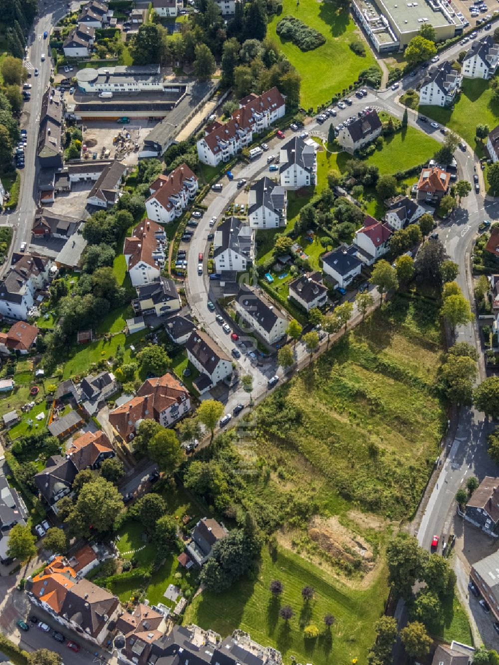 Ennepetal aus der Vogelperspektive: Mehrfamilienhaussiedlung in Ennepetal im Bundesland Nordrhein-Westfalen, Deutschland