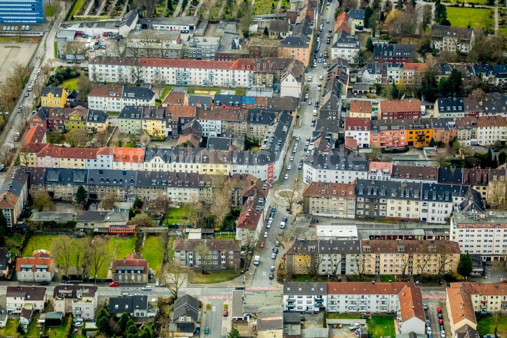 Luftbild Gelsenkirchen - Mehrfamilienhaussiedlung entlang der Kirchstraße in Gelsenkirchen im Bundesland Nordrhein-Westfalen, Deutschland