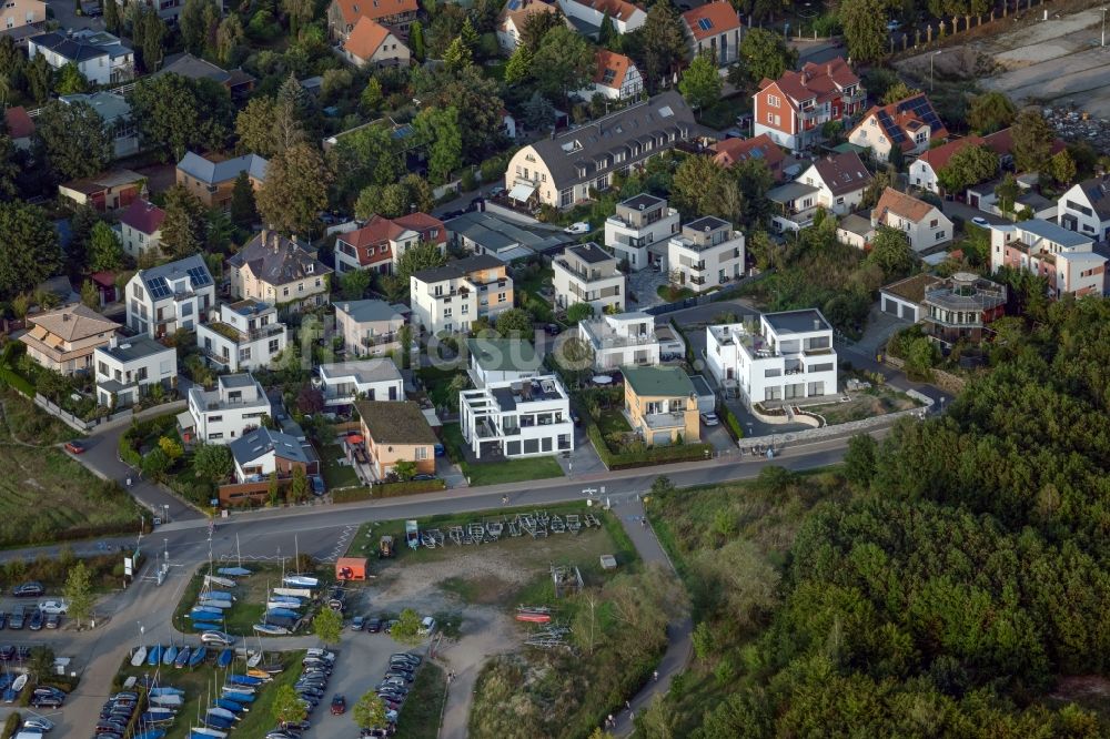 Markkleeberg aus der Vogelperspektive: Mehrfamilienhaussiedlung an der Hafenstraße - Rudolf-Meitzner-Straße in Markkleeberg im Bundesland Sachsen, Deutschland