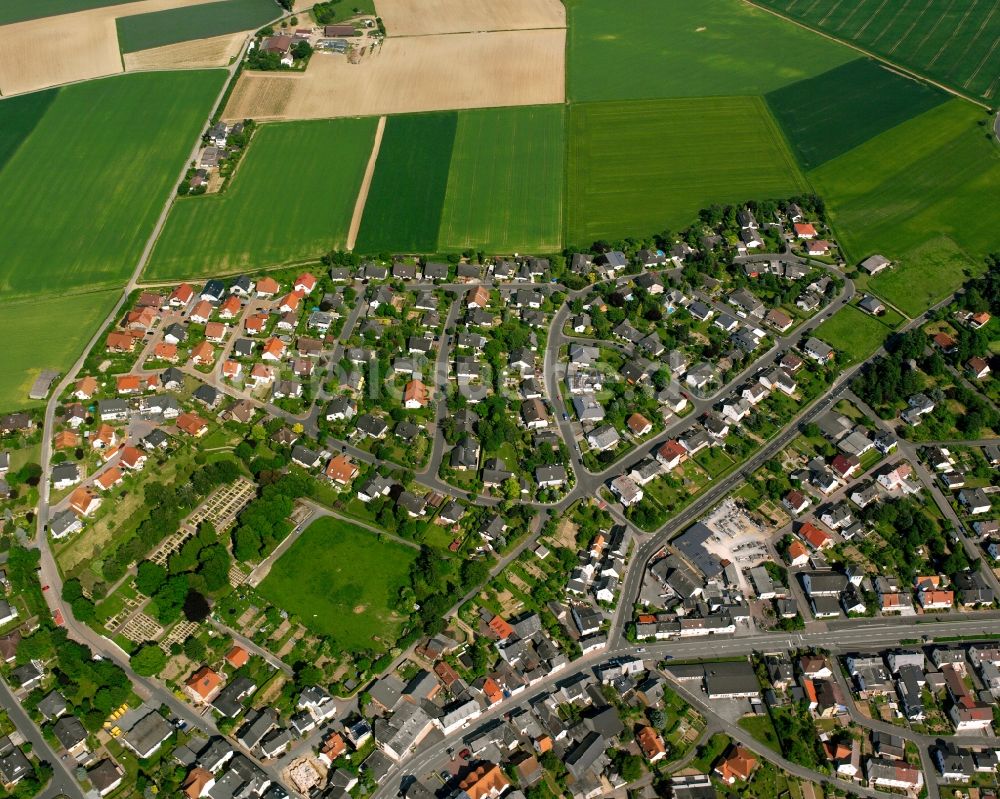 Kirberg aus der Vogelperspektive: Mehrfamilienhaussiedlung in Kirberg im Bundesland Hessen, Deutschland