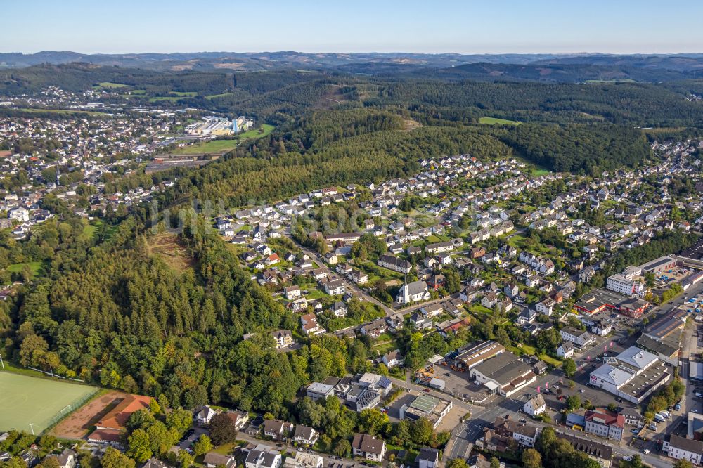 Luftaufnahme Kreuztal - Mehrfamilienhaussiedlung in Kreuztal im Bundesland Nordrhein-Westfalen, Deutschland