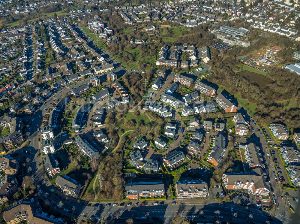 Luftaufnahme Mülheim an der Ruhr - Mehrfamilienhaussiedlung an der Luxemburger Allee in Mülheim an der Ruhr im Bundesland Nordrhein-Westfalen, Deutschland