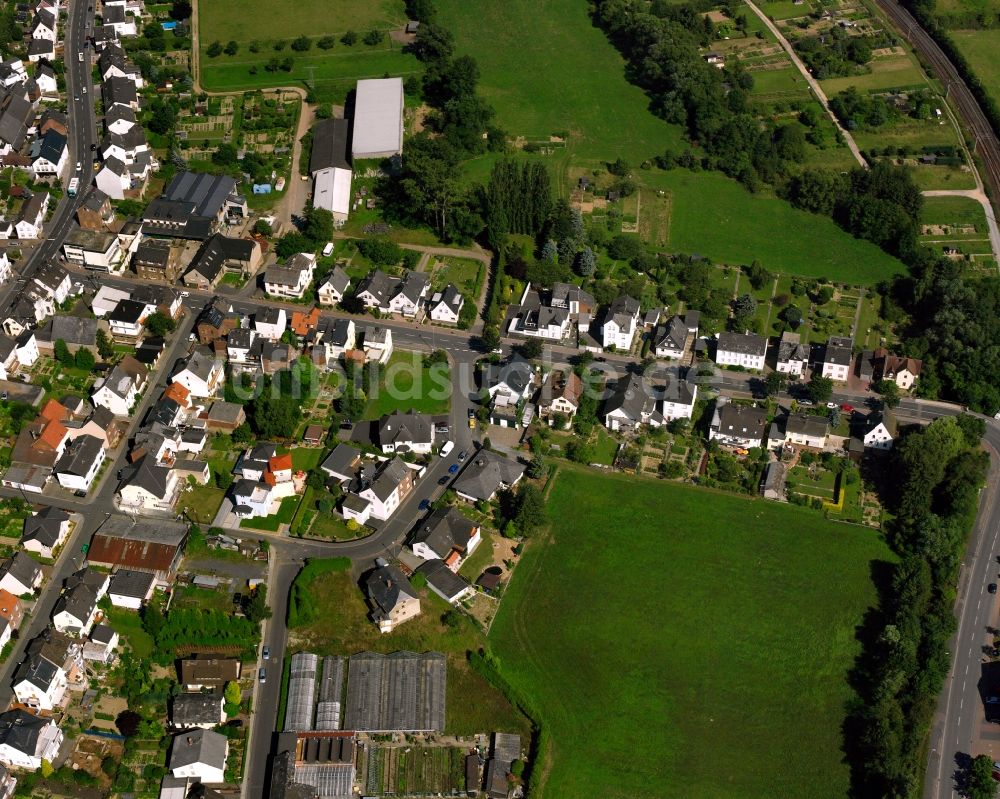 Niederbrechen von oben - Mehrfamilienhaussiedlung in Niederbrechen im Bundesland Hessen, Deutschland