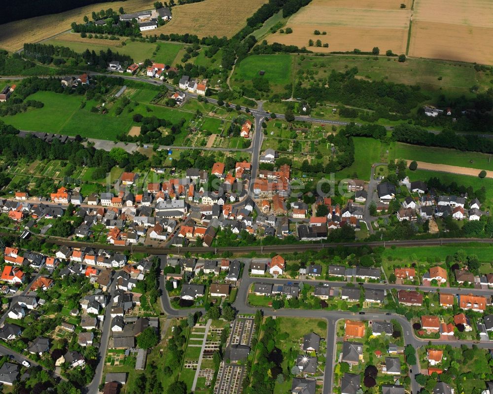 Oberselters aus der Vogelperspektive: Mehrfamilienhaussiedlung in Oberselters im Bundesland Hessen, Deutschland