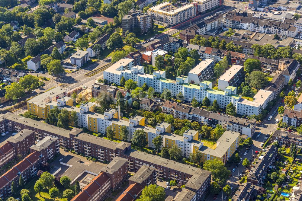 Luftbild Duisburg - Mehrfamilienhaussiedlung im Ortsteil Wanheimerort in Duisburg im Bundesland Nordrhein-Westfalen, Deutschland