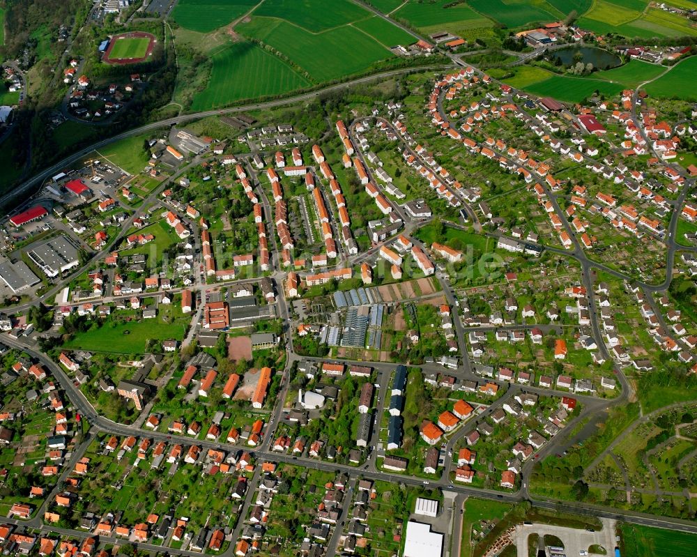 Petersberg aus der Vogelperspektive: Mehrfamilienhaussiedlung in Petersberg im Bundesland Hessen, Deutschland