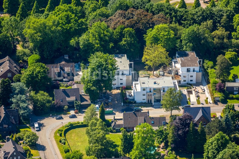 Gelsenkirchen aus der Vogelperspektive: Mehrfamilienhaussiedlung an der Pöppinghausstraße in Gelsenkirchen im Bundesland Nordrhein-Westfalen - NRW, Deutschland