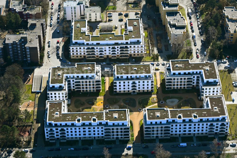 Berlin von oben - Mehrfamilienhaussiedlung an der Rue Montesquieu in Berlin, Deutschland