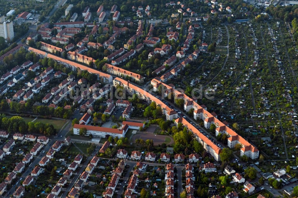 Luftaufnahme Leipzig - Mehrfamilienhaussiedlung am Triftweg in Leipzig im Bundesland Sachsen, Deutschland