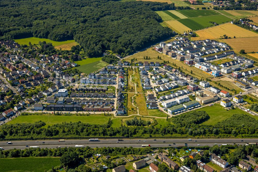 Luftaufnahme Brechten - Mehrfamilienhaussiedlung an der Wittichstraße in Brechten im Bundesland Nordrhein-Westfalen, Deutschland