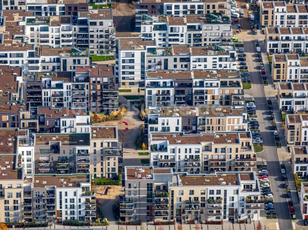 Luftbild Düsseldorf - Mehrfamilienhaussiedlung zwischen der Metro-Straße und der Röpkestraße in Düsseldorf im Bundesland Nordrhein-Westfalen, Deutschland