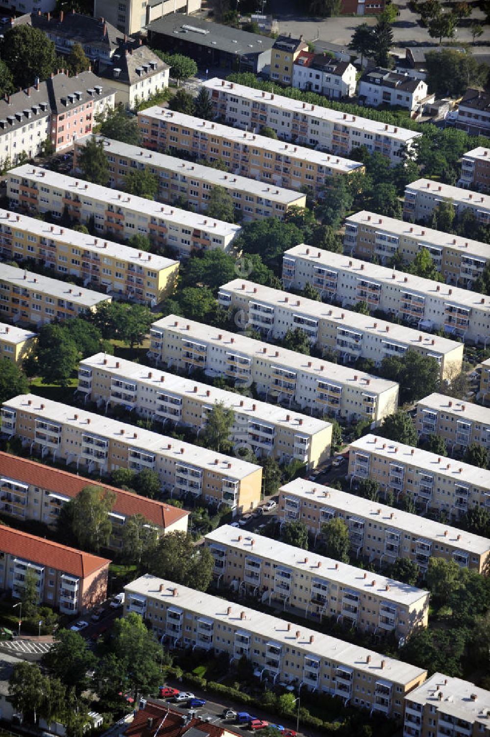 Luftbild Frankfurt am Main - Mehrfamilienhäuser in Frankfurt am Main