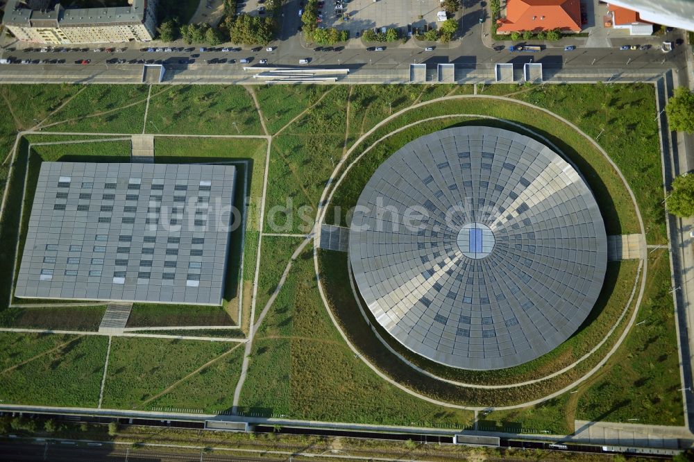 Luftbild Berlin - Mehrzweckhalle und Veranstaltungshalle Velodrom in Berlin