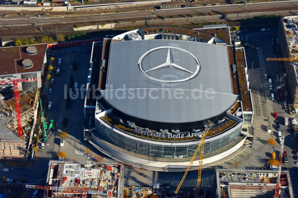 Berlin aus der Vogelperspektive: Mercedes-Benz-Arena im im Anschutz Areal im Stadtteil Friedrichshain in Berlin