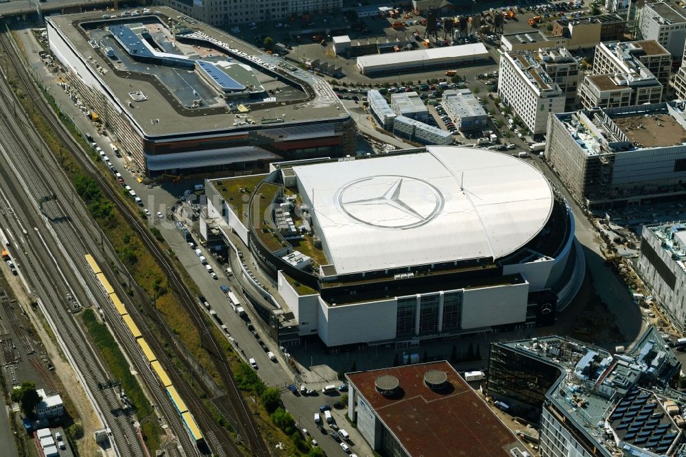 Berlin aus der Vogelperspektive: Mercedes-Benz-Arena im im Anschutz Areal im Stadtteil Friedrichshain in Berlin