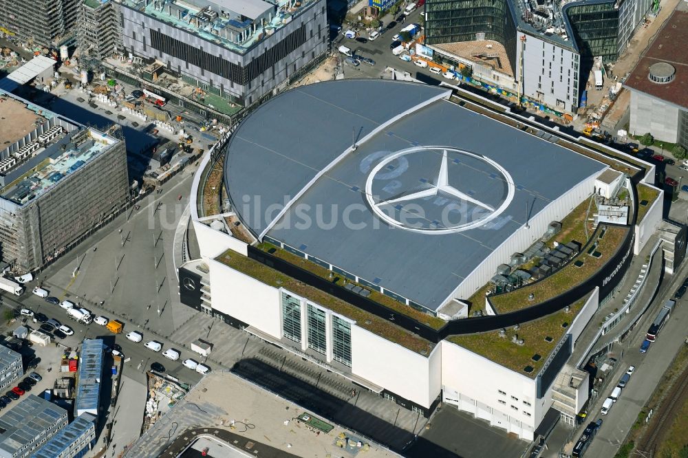 Berlin von oben - Mercedes-Benz-Arena im im Anschutz Areal im Stadtteil Friedrichshain in Berlin