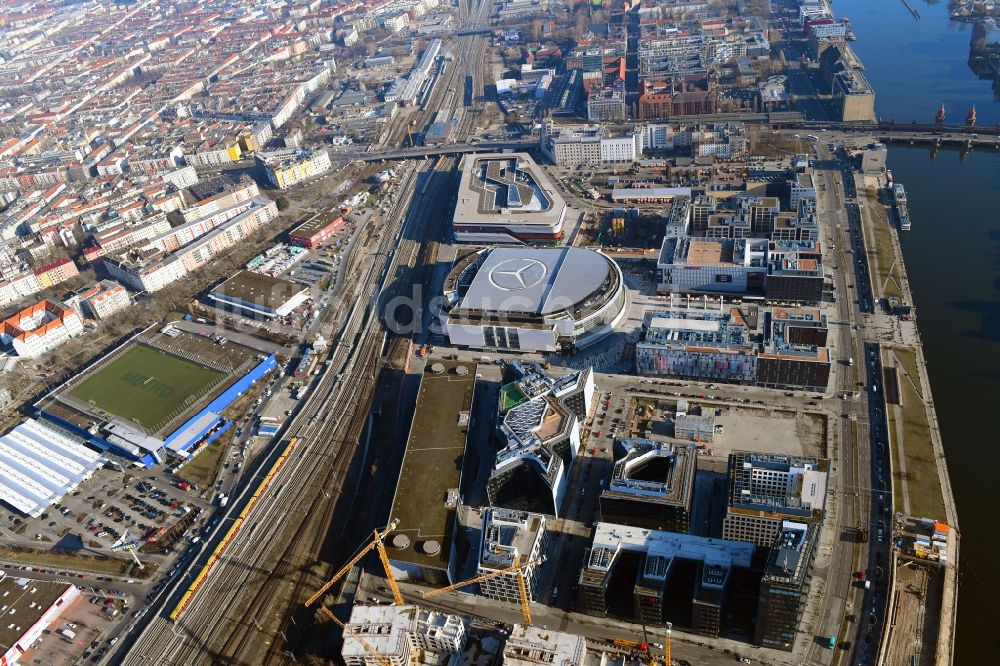 Berlin aus der Vogelperspektive: Mercedes-Benz-Arena im Anschutz Areal im Stadtteil Friedrichshain in Berlin